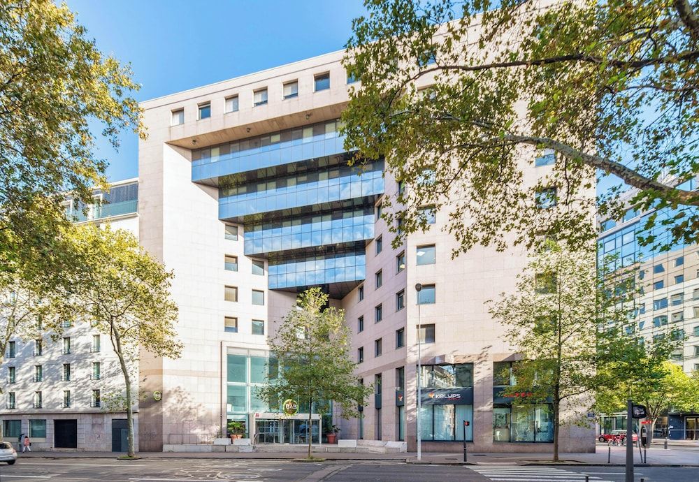 undefined B&B HOTEL Lyon Centre Part-Dieu Gambetta