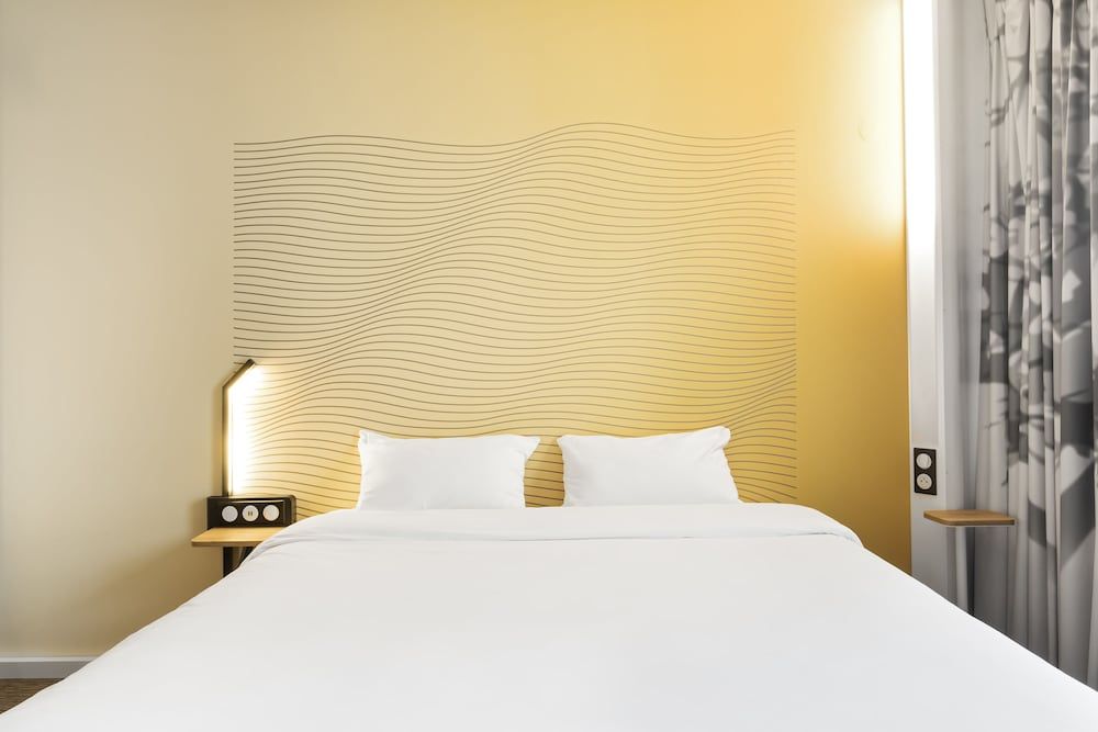 B&B HOTEL Lyon Centre Gambetta Double Room, Non Smoking 3