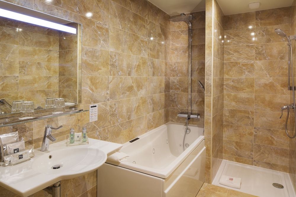 Hôtel De Varenne Superior Double or Twin Room 7