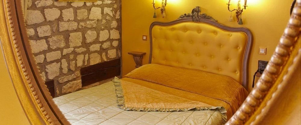 Grand Hotel Dechampaigne Classic Double Room 8