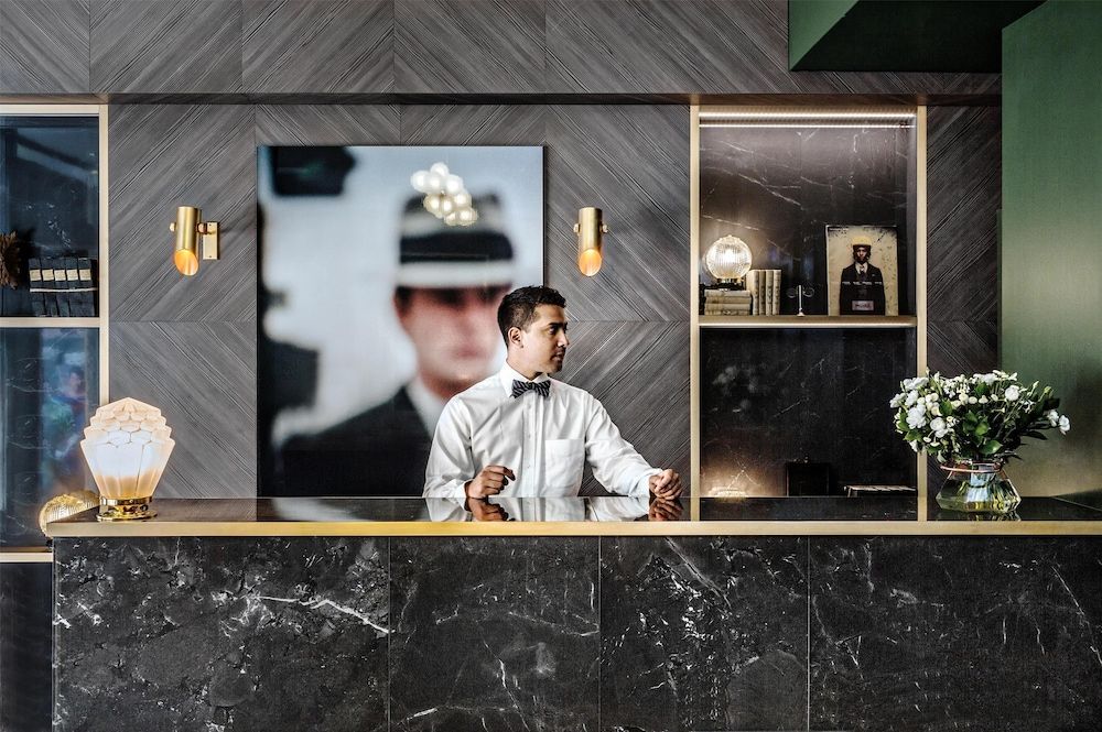 undefined Handsome Hotel 7