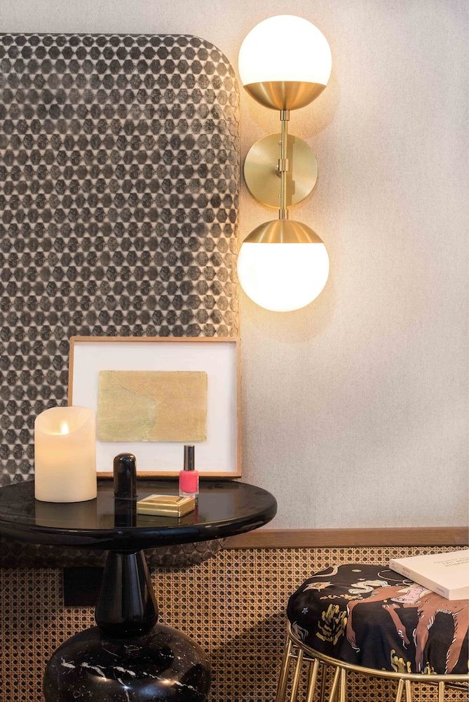 undefined Handsome Hotel 3