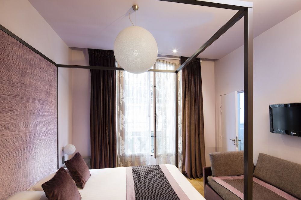 Hôtel Louvre Bons Enfants Double Room 6