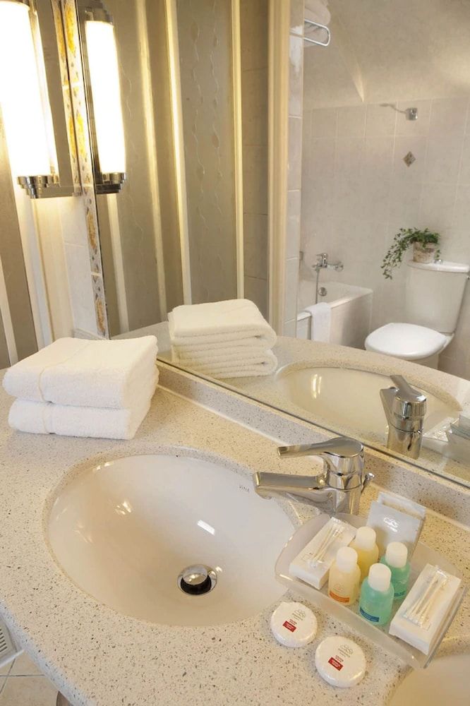 Hôtel Louvre Bons Enfants Double Room 6