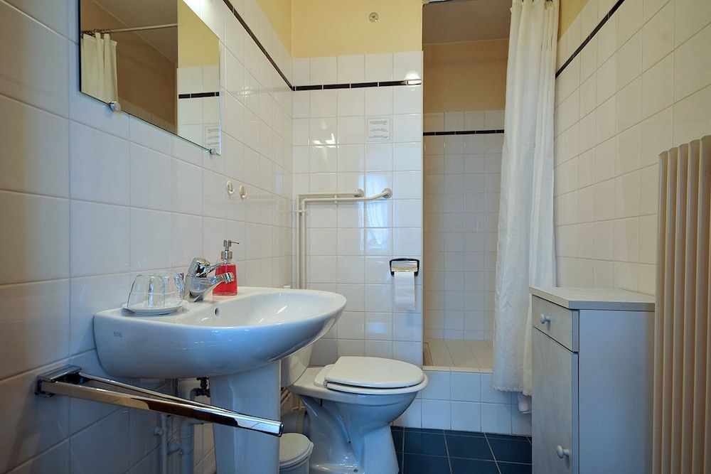 Ancien Presbytère Albert Schweitzer Standard Double Room, 1 Bedroom, Courtyard Area 5