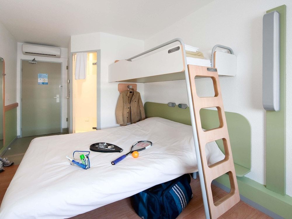 Triple Room, Multiple Beds