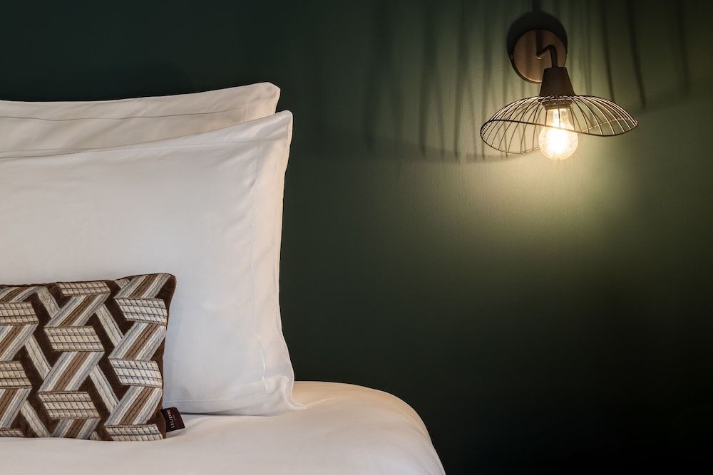 9Hotel Opera Standard Room 4