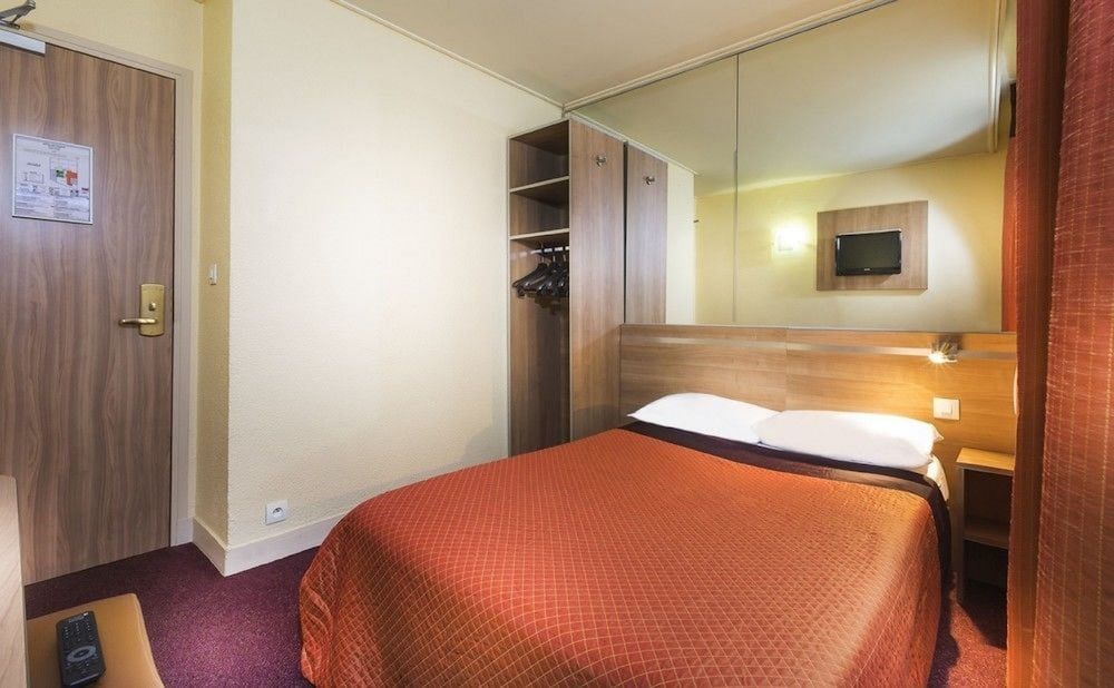 Hotel de France Quartier Latin Double Room 3