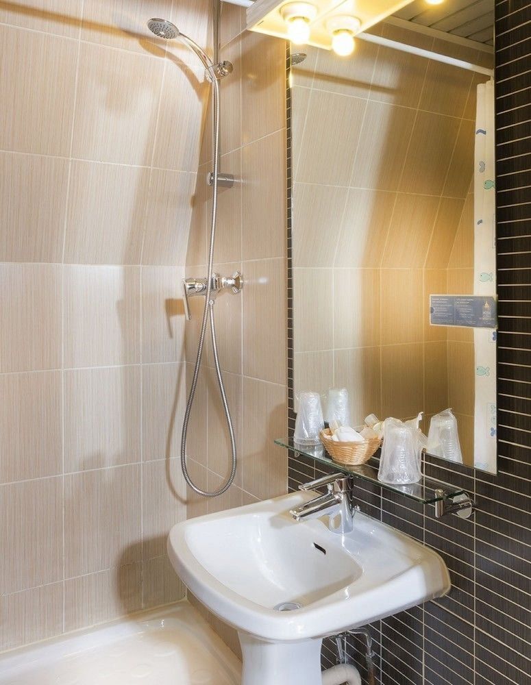 Hotel de France Quartier Latin Double Room 16
