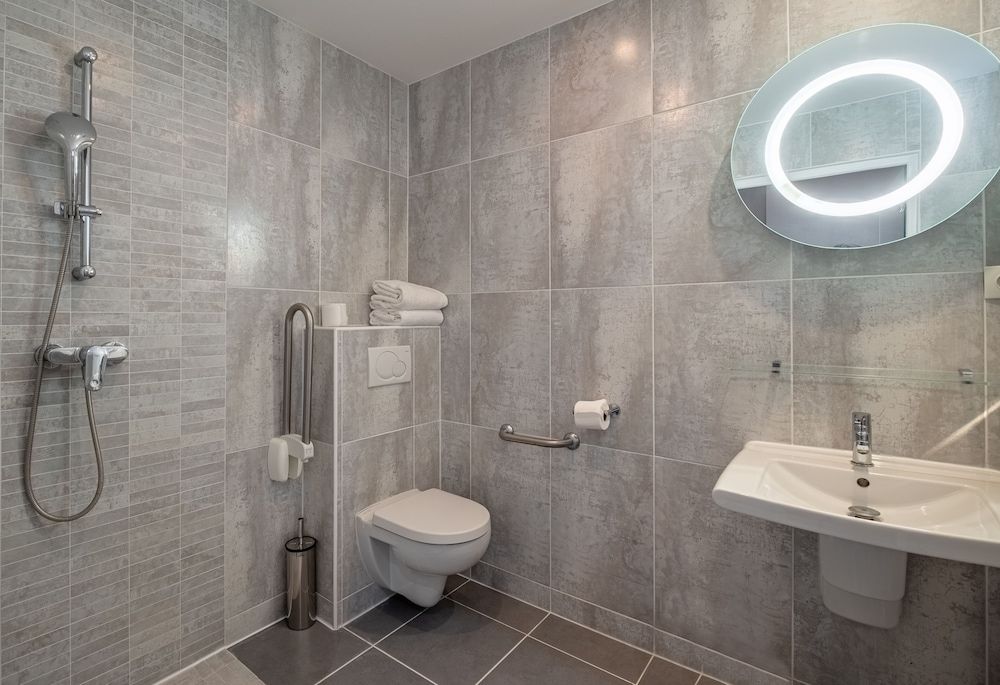 undefined Makom Pereire 10