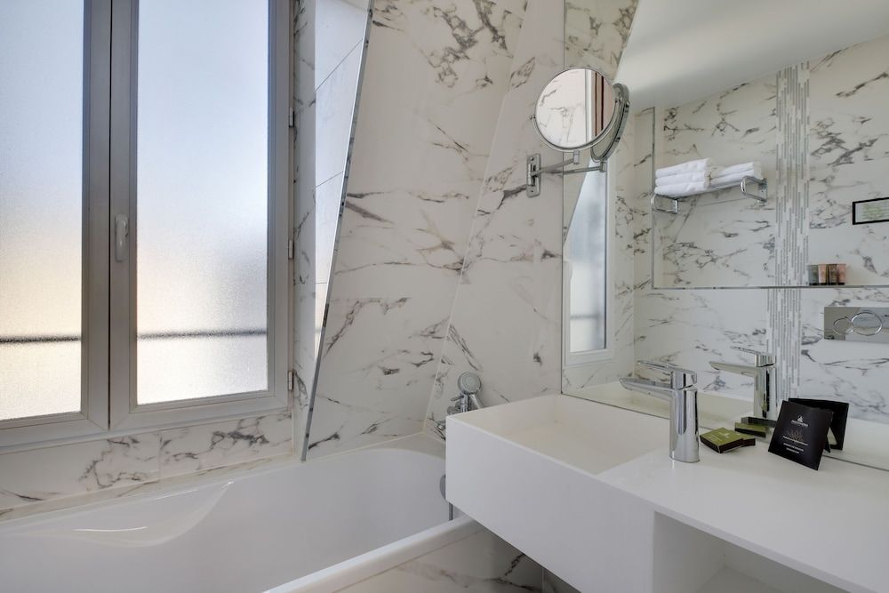 undefined Hotel Riviera Elysées 10