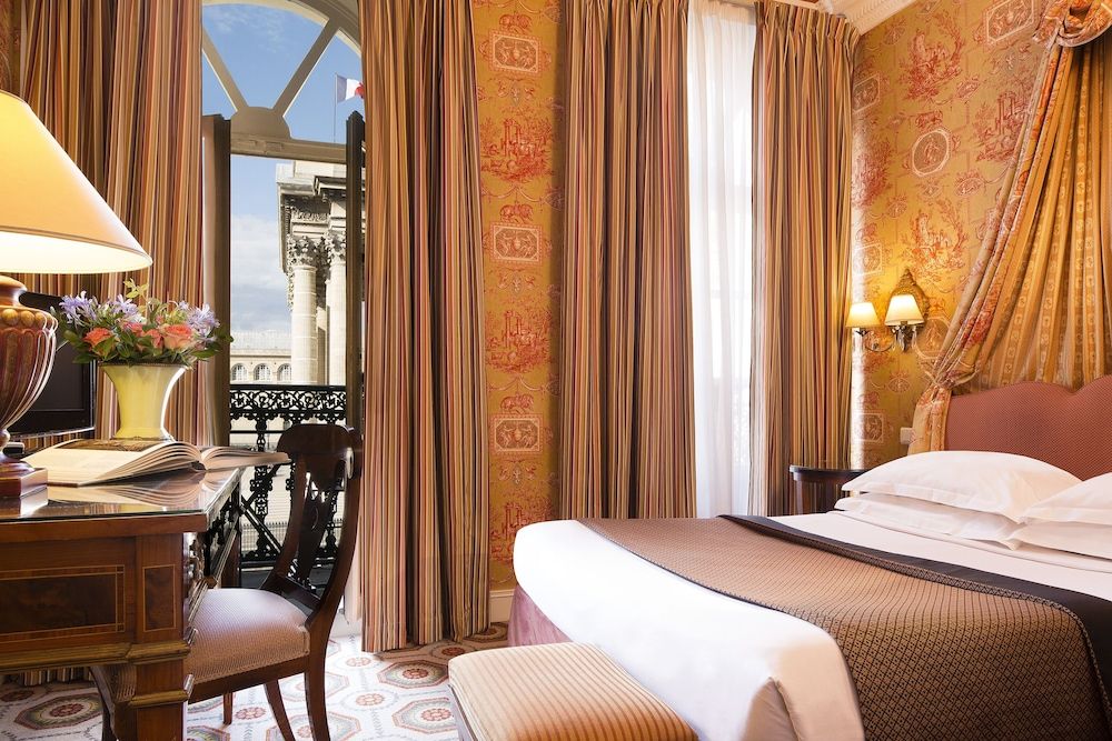 undefined Hôtel Des Grands Hommes