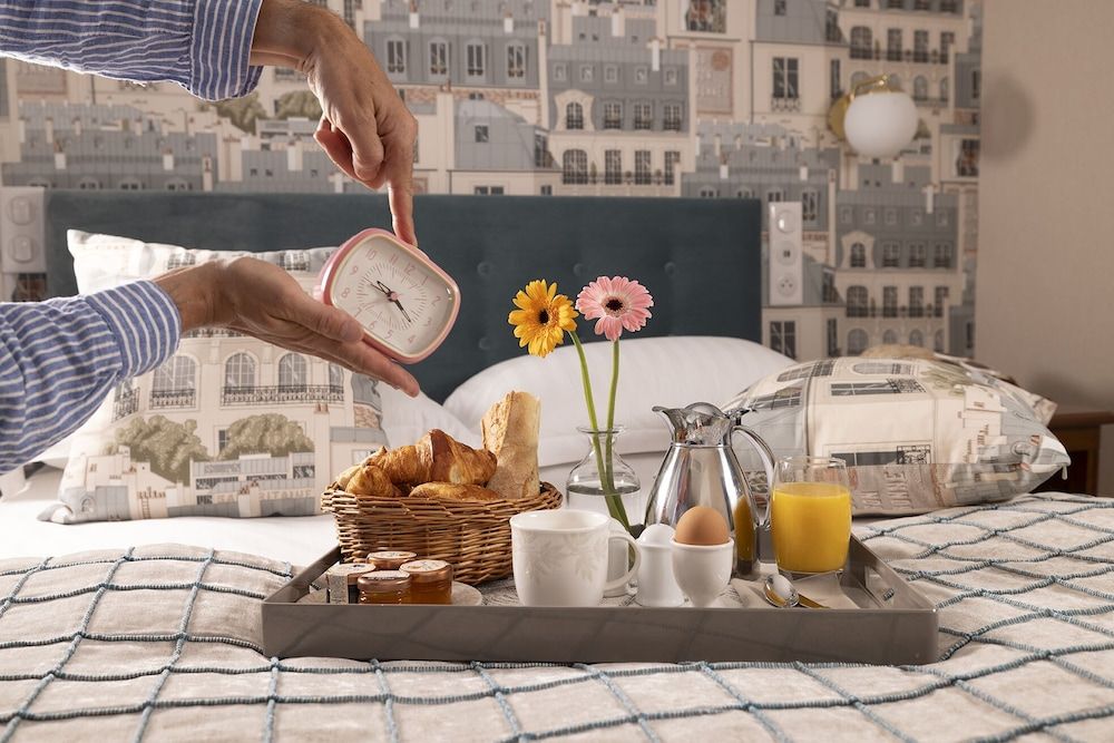 Le Regent Standard Double Room 2