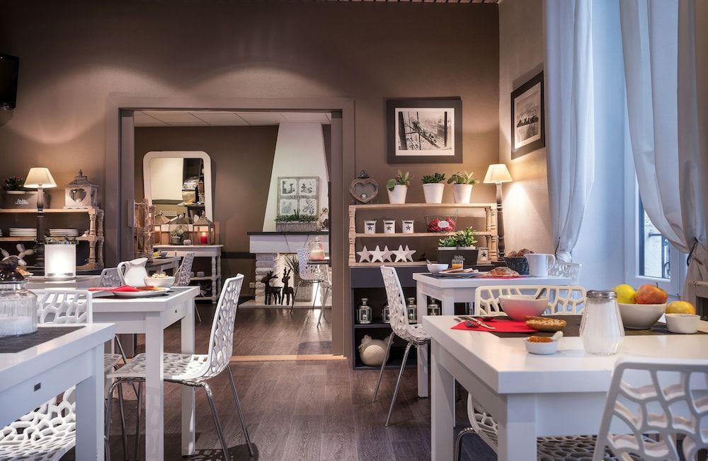 undefined Hôtel des Alpes 5