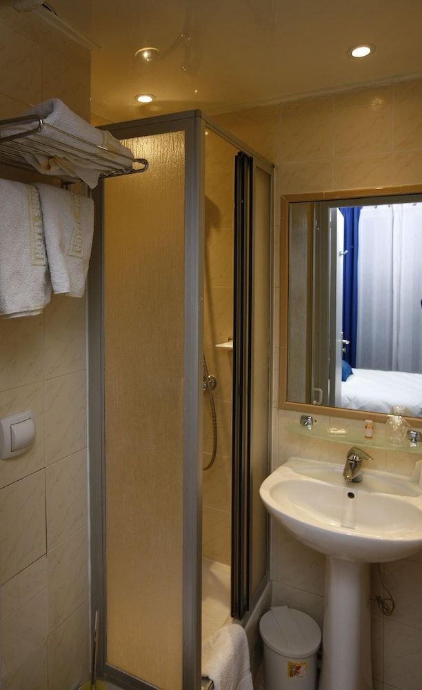 Hôtel Sunny Chambre Double Classique 11