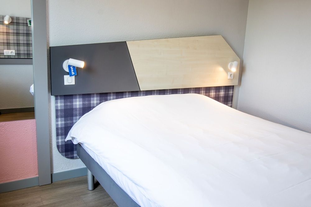 greet hotel Annecy Cran Gevrier Pure Room, 1 Double Bed 3