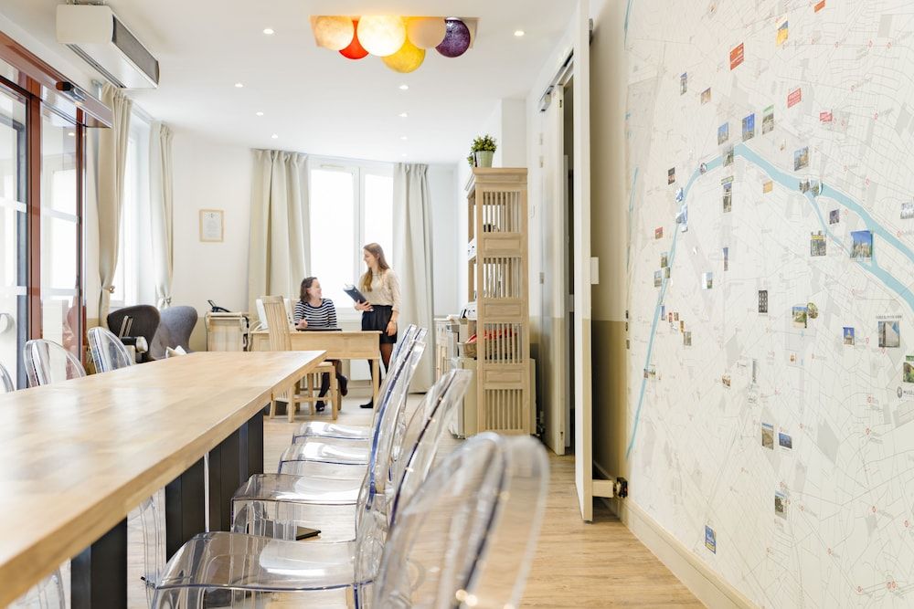 undefined Hôtel Korner Eiffel 9