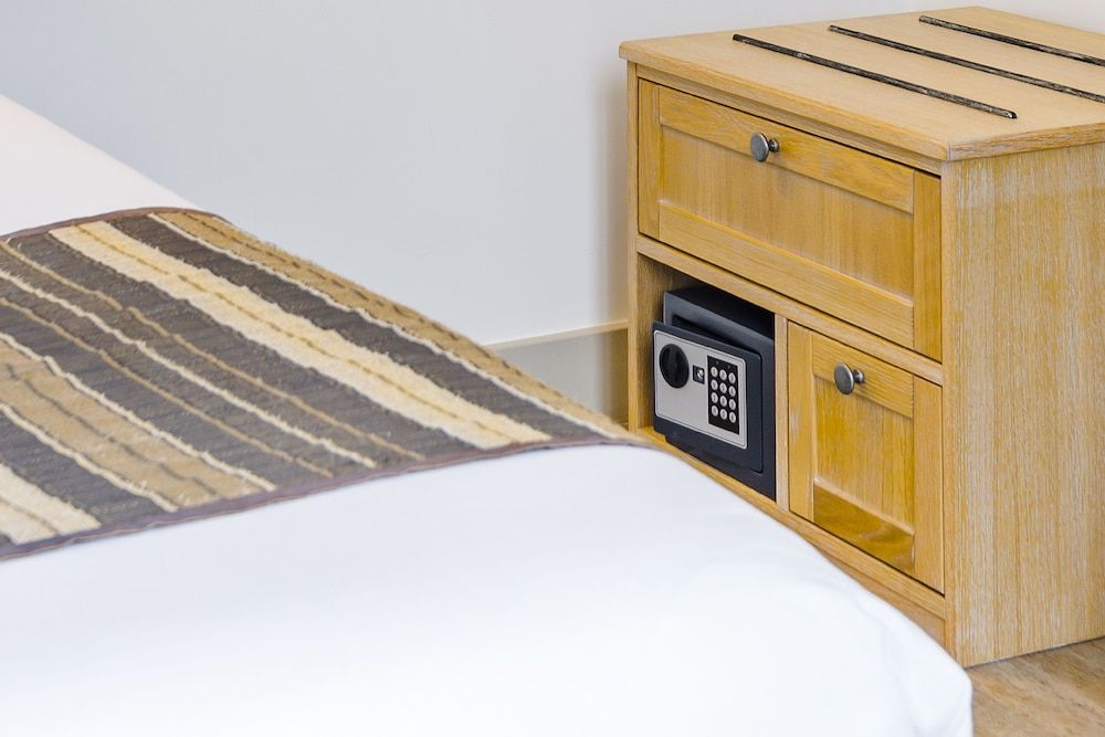 Hôtel Korner Eiffel Standard Twin Room 3