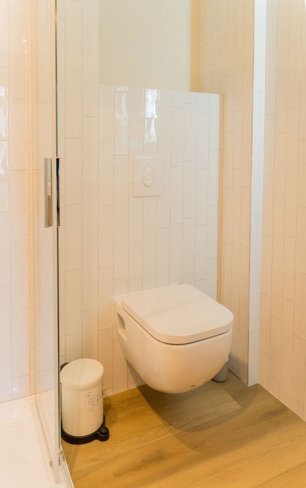 Standard Studio, Private Bathroom, Park View (Studio Arc en Ciel)