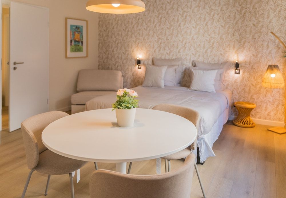 Studio, Private Bathroom, City View (Studio Nature et Bois)