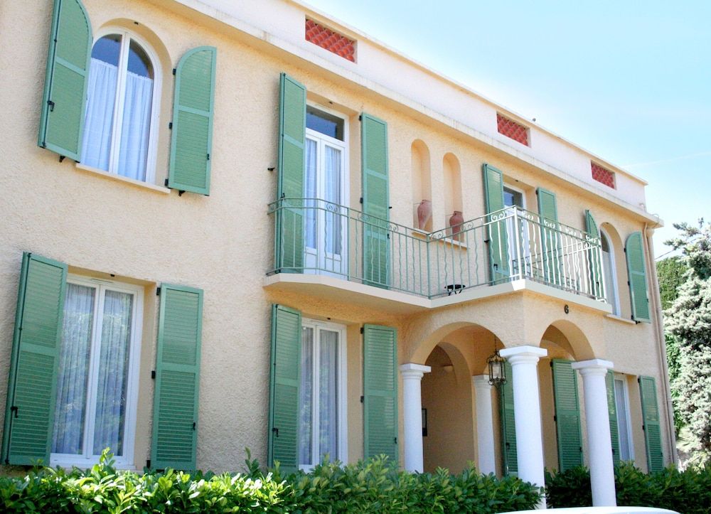undefined Ideal Séjour Cannes, Hôtel de Charme 6