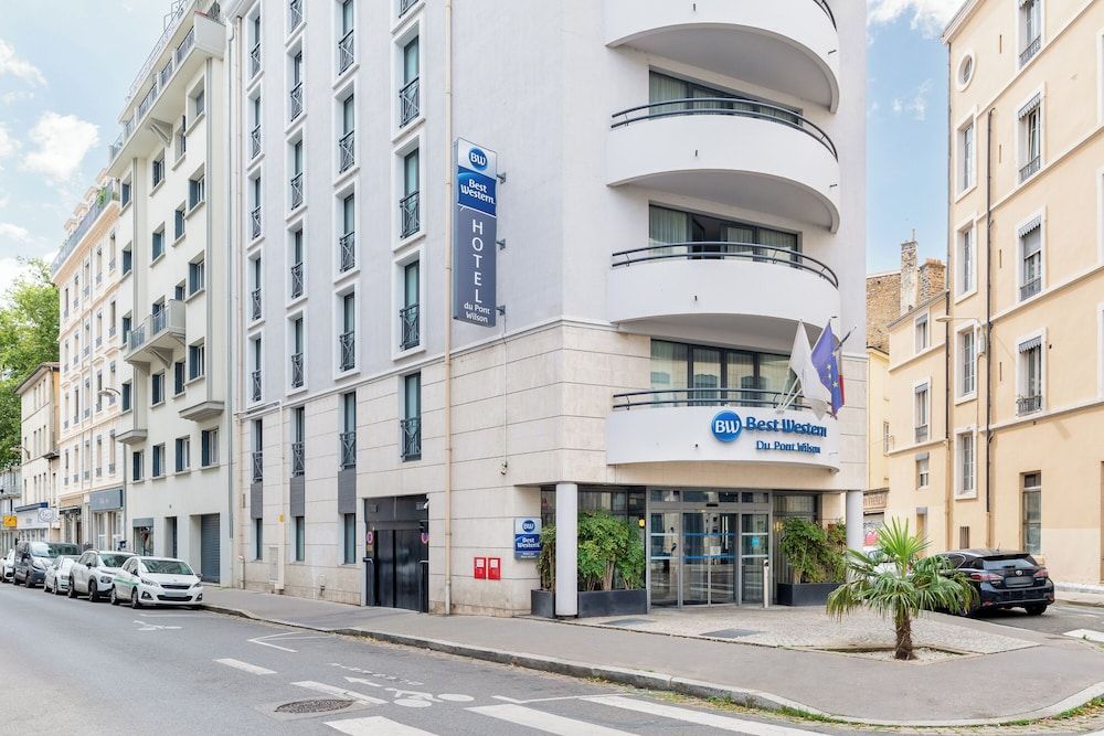undefined Best Western Plus Hotel du Pont Wilson 2