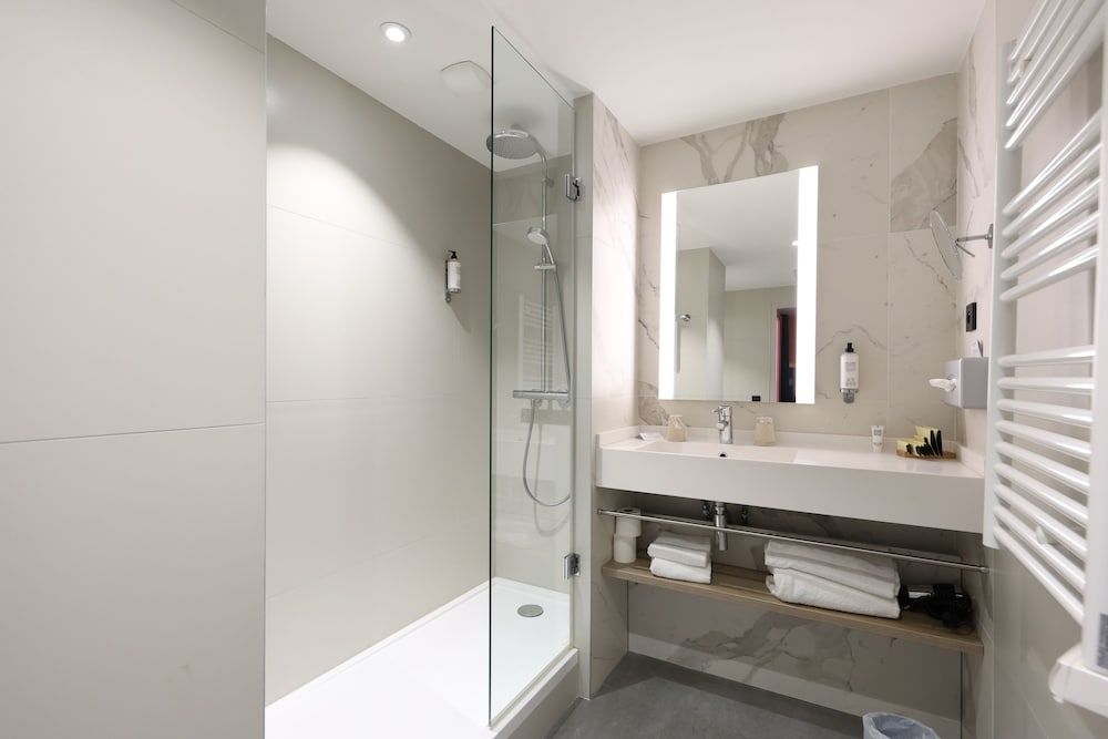 undefined Best Western Plus Hotel du Pont Wilson 9