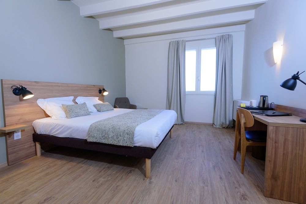 Double or Twin Room, Mountainside