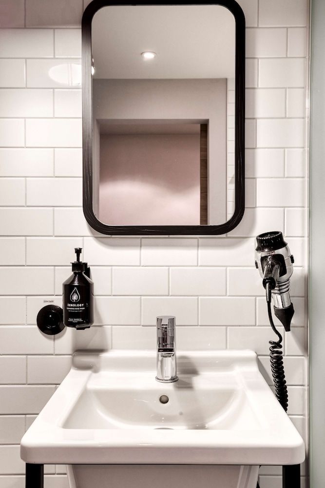 undefined pentahotel Brussels City Centre 7