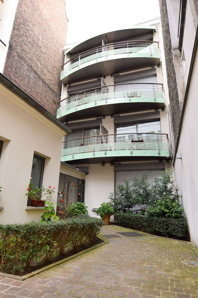 undefined Residhotel Impérial Rennequin 2