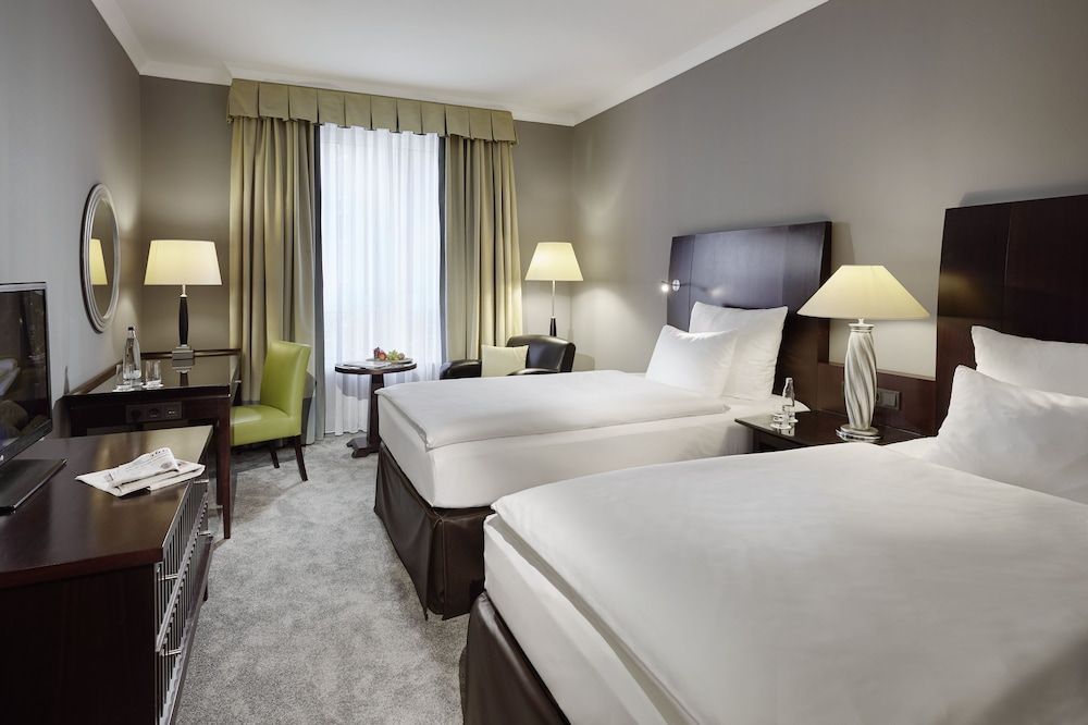 undefined Lindner Hotel Cologne City Plaza, part of JdV by Hyatt 2