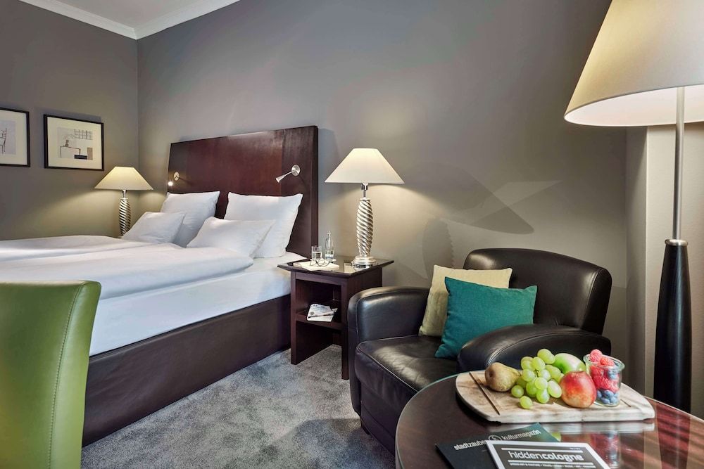 undefined Lindner Hotel Cologne City Plaza, part of JdV by Hyatt