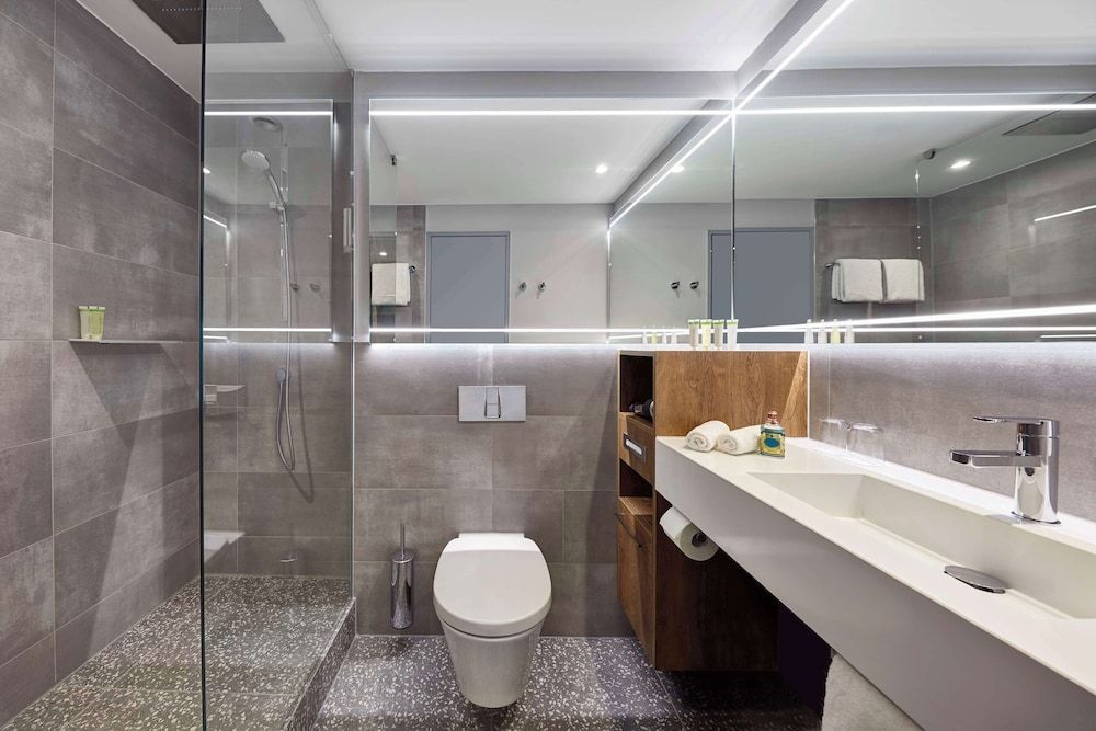 undefined Lindner Hotel Cologne City Plaza, part of JdV by Hyatt 8