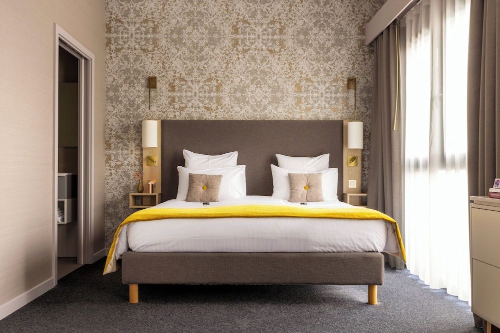 James Boutique Hôtel Junior Suite, 1 King Bed 4