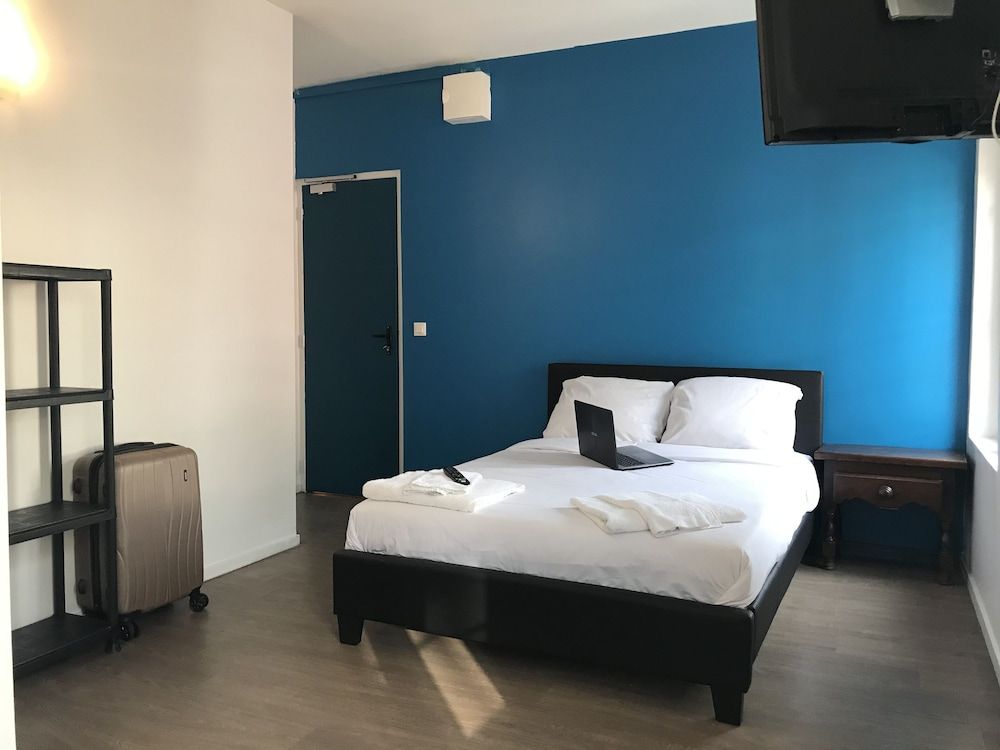 Basic Triple Room