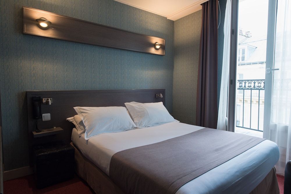 undefined Home Latin 2