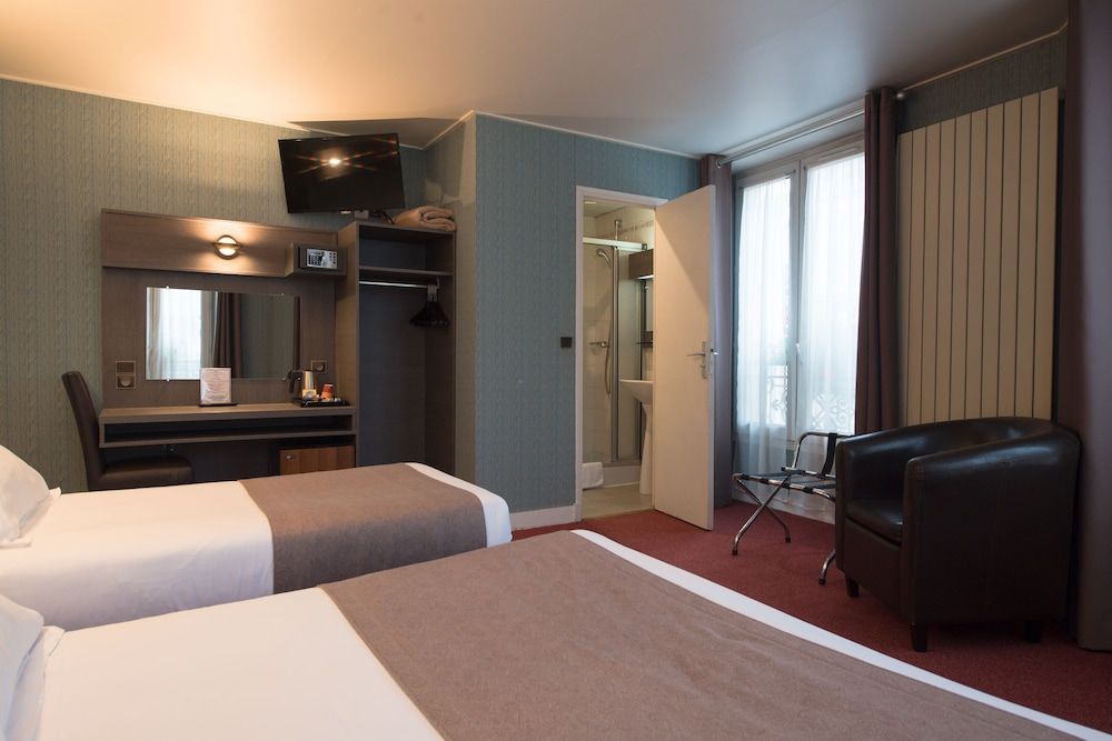 undefined Home Latin 7