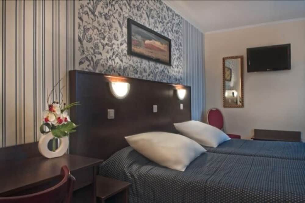 La Vieille France Double or Twin Room 2