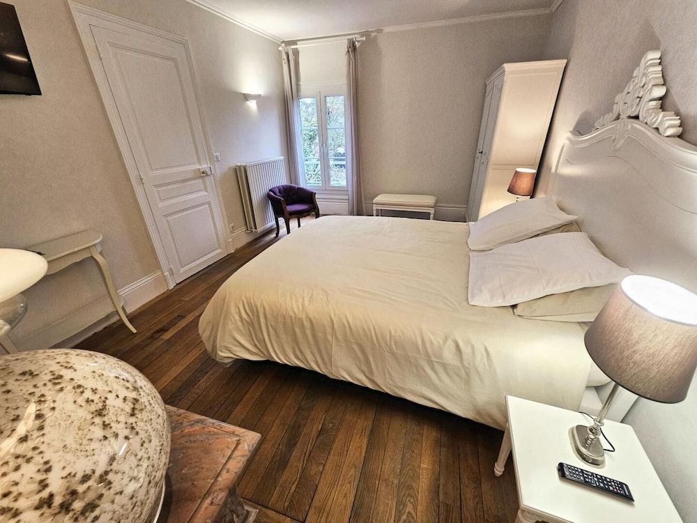 Le Corrigot Quadruple Room, Private Bathroom (La parentale) 2