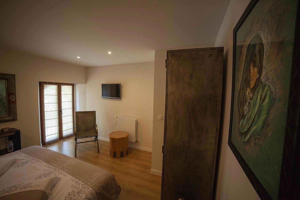 Le Corrigot Double Room, Private Bathroom (l'orientale) 9