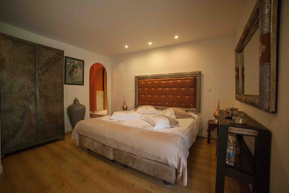 Le Corrigot Double Room, Private Bathroom (l'orientale) 2