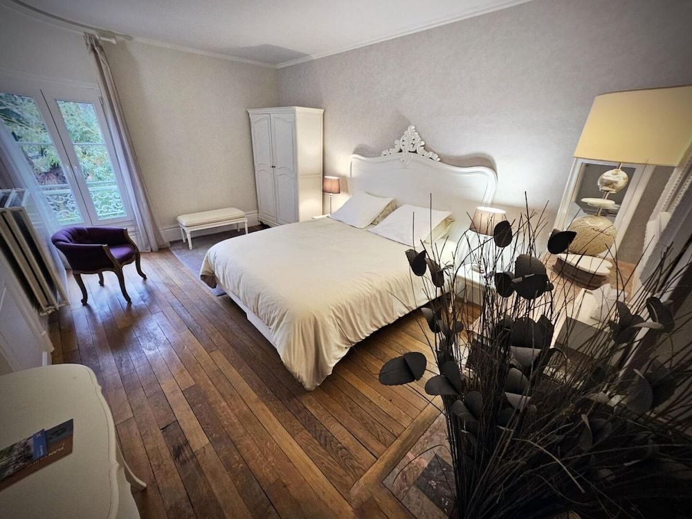 Le Corrigot Quadruple Room, Private Bathroom (La parentale)