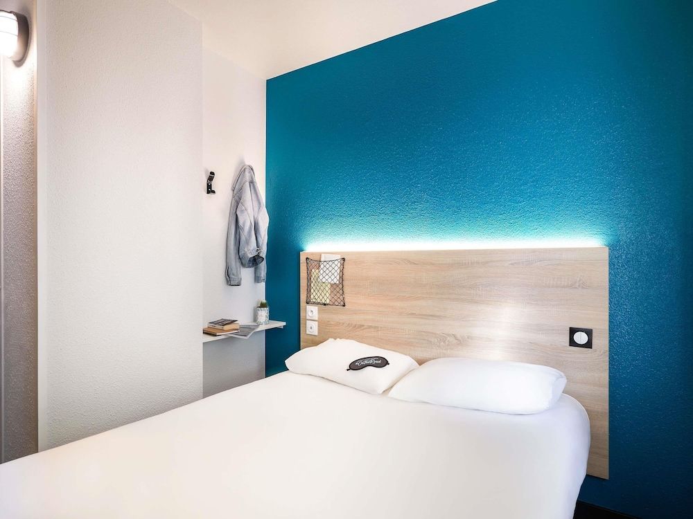 Room, 1 Double Bed, Private Bathroom (Cabrio)