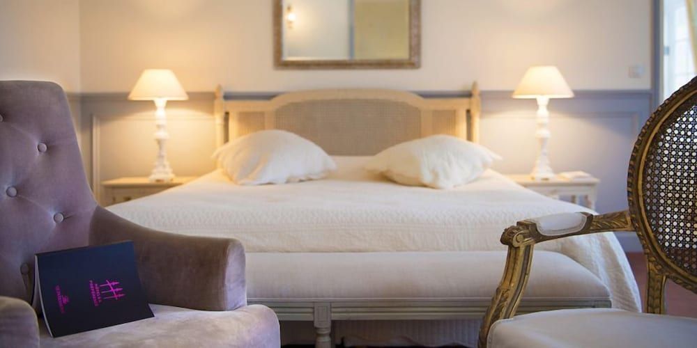 Château de l'Hermitage Superior Room, 1 Queen Bed 3
