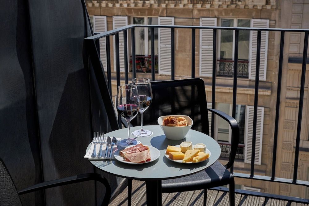 undefined Hôtel La Lanterne & Spa By Timhotel 7