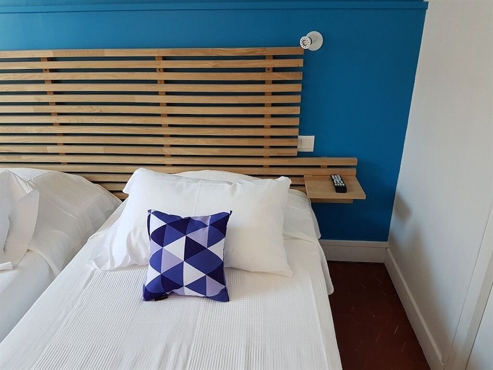 Standard Double or Twin Room, Private Bathroom (Fenêtre)