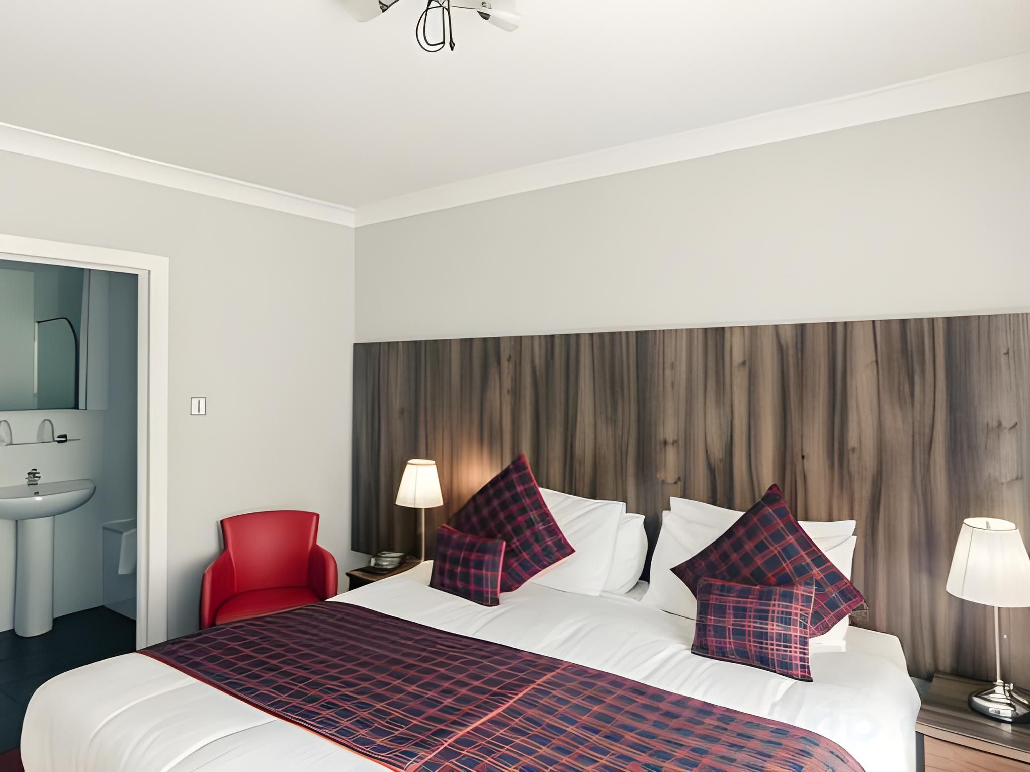 6ffa9e675ee36f8d0445f4a71afff646