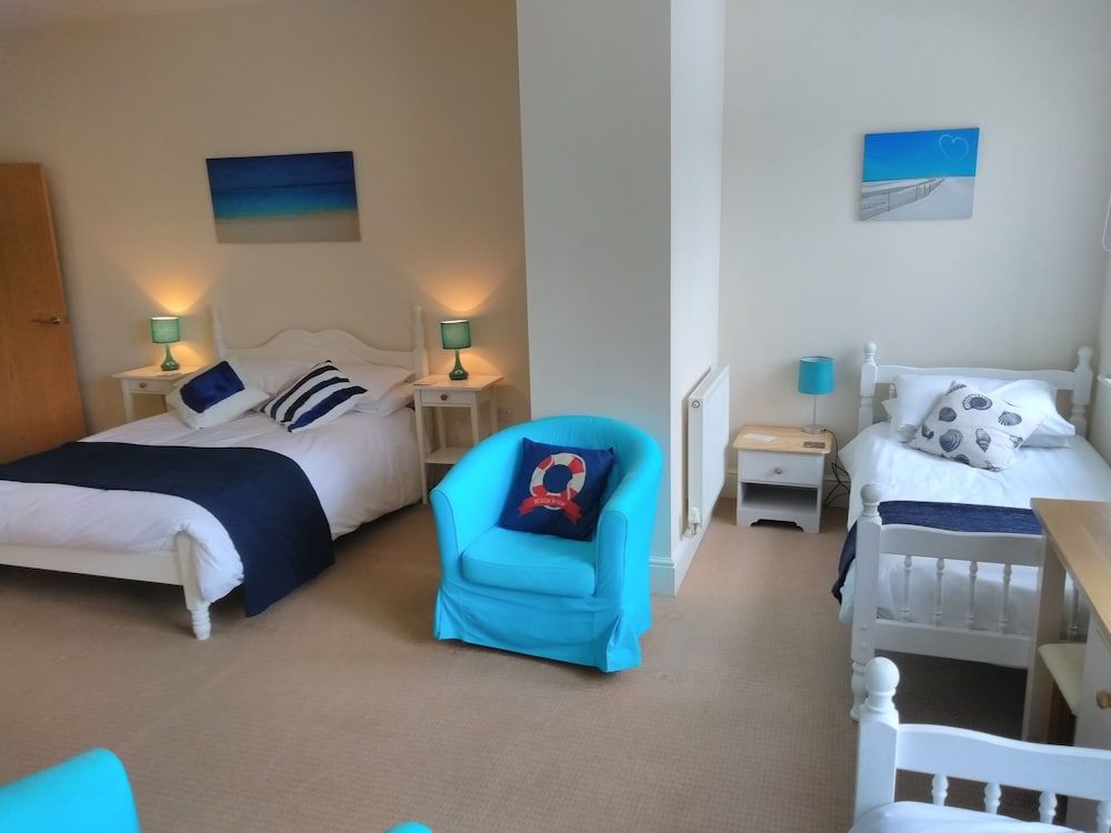 Family Apartment, 2 Bedrooms, 2 Bathrooms (Apartment 1, can sleep 9)