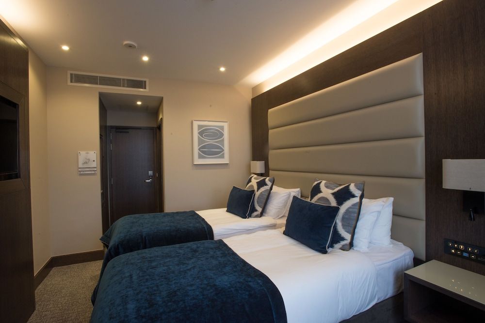 The Kings Head Hotel Superior Twin Room 8