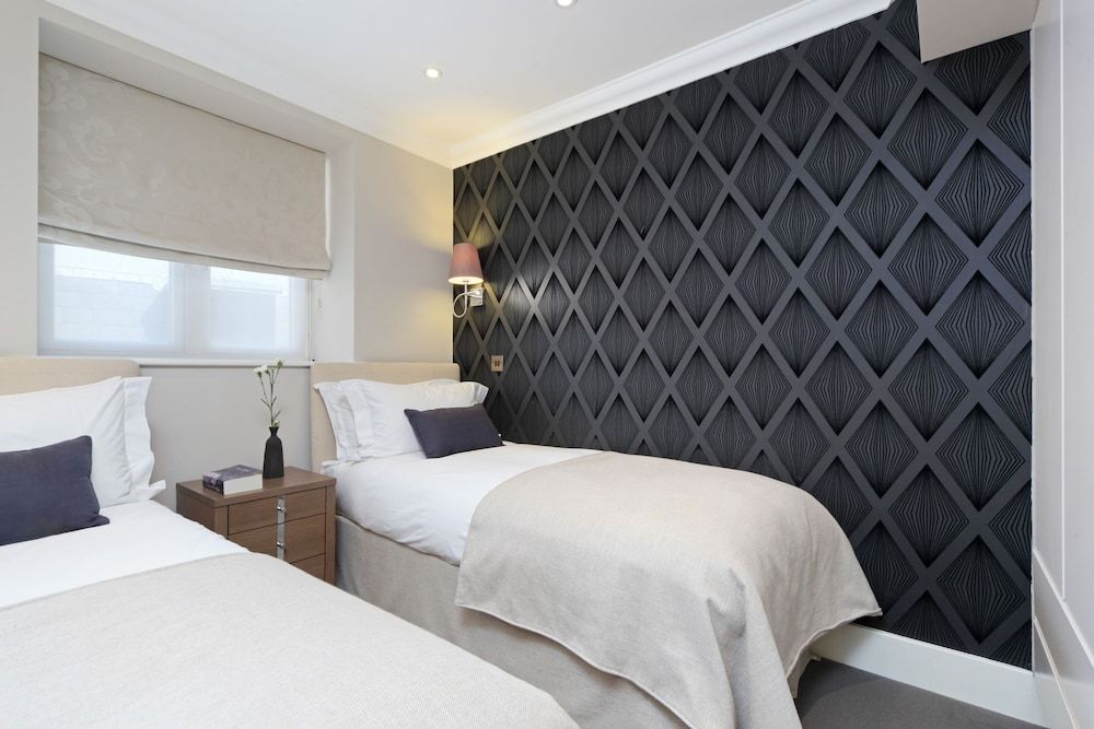 Ashburn Court Three Bedroom Deluxe 6